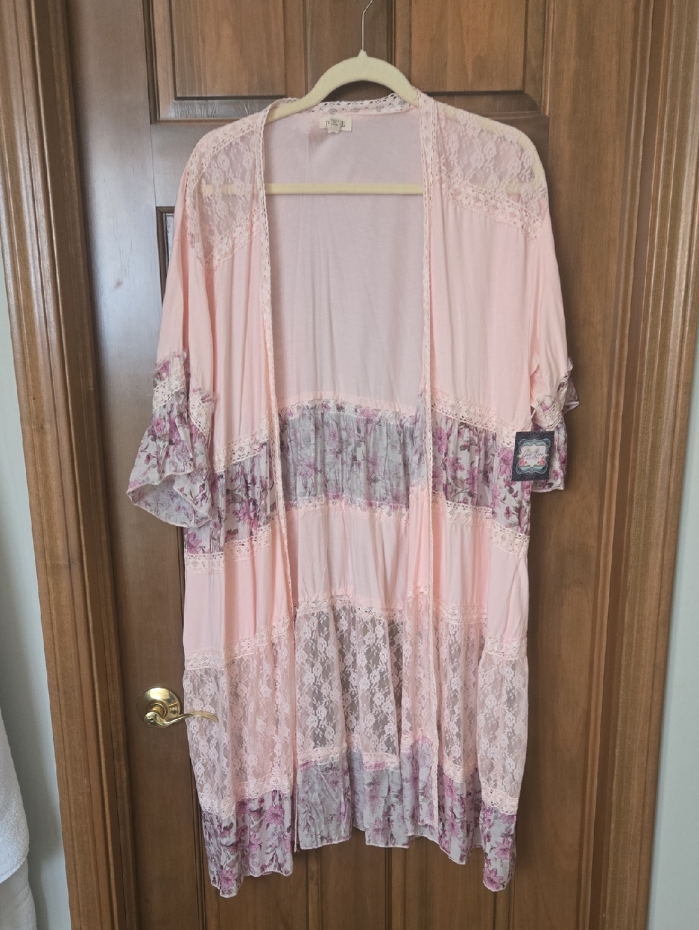 POL Blush Pink Floral Lace Kimono